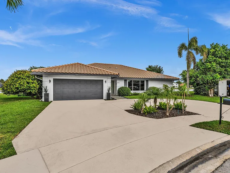 12502 Baywind Ct — Photo 49