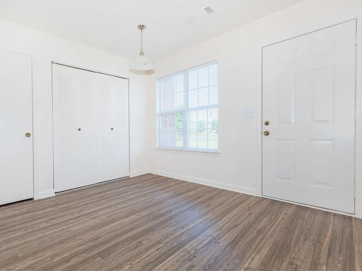 Greentree Pointe — Photo 3