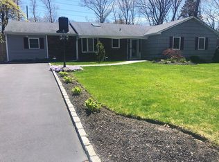 64 Mahogany Rd, Rocky Point, NY 11778