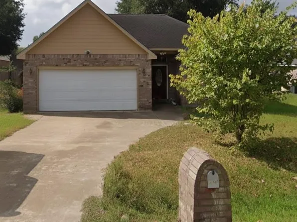 31907 Ironwood Dr, Waller, TX 77484