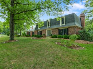 1543 Yarmouth Point Dr, Chesterfield, MO