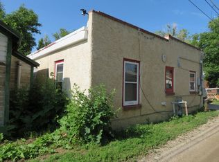 1407 1/2 Salsbury Ave, Cody, WY 82414