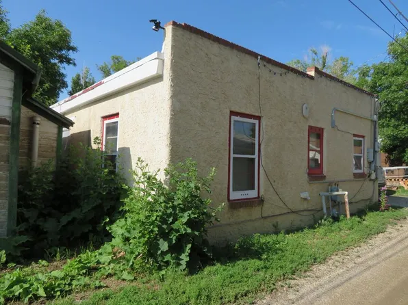 1407 1/2 Salsbury Ave, Cody, WY 82414