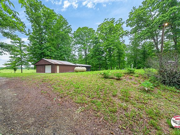 5th image of 5098 Dunn Rd
