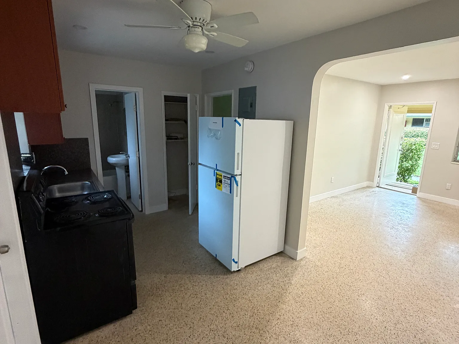 1 bed, $1,600 — Photo 4