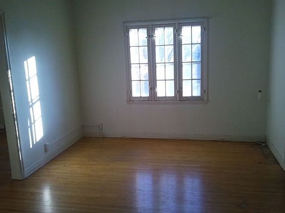 2011-10-31 09 39 07 (2)