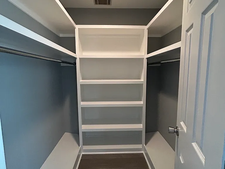 18 Pine Burr Rd E #18 — Photo 11
