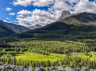 209 N Stewart Creek Rise #204G, Canmore, AB T1W0L8