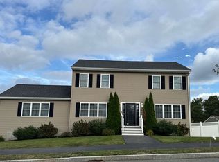 32 Gedney Dr, Peabody, MA 01960