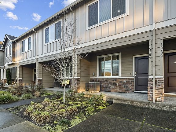 3rd image of 15784 NW Brugger Rd