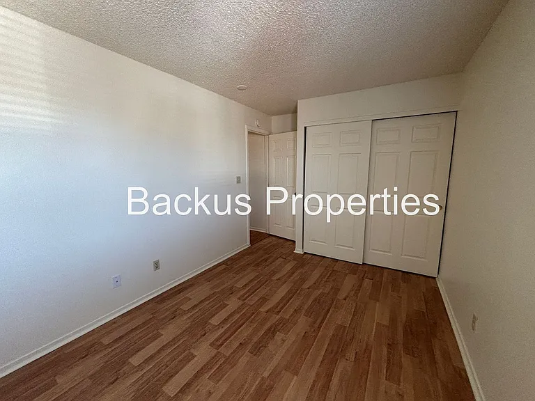 1825 Palm Ave #A — Photo 11