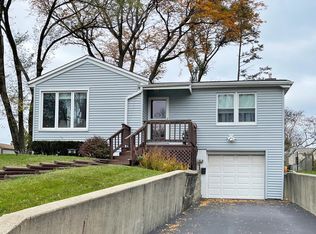 520 S Park Rd, Lombard, IL 60148