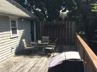 17 Centre St, Rumford, RI 02916