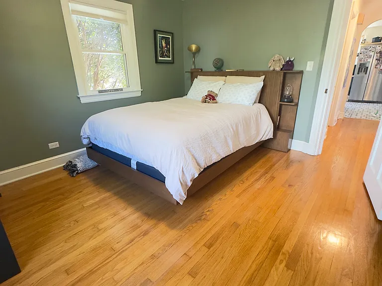 1104 Locust Ave — Photo 8
