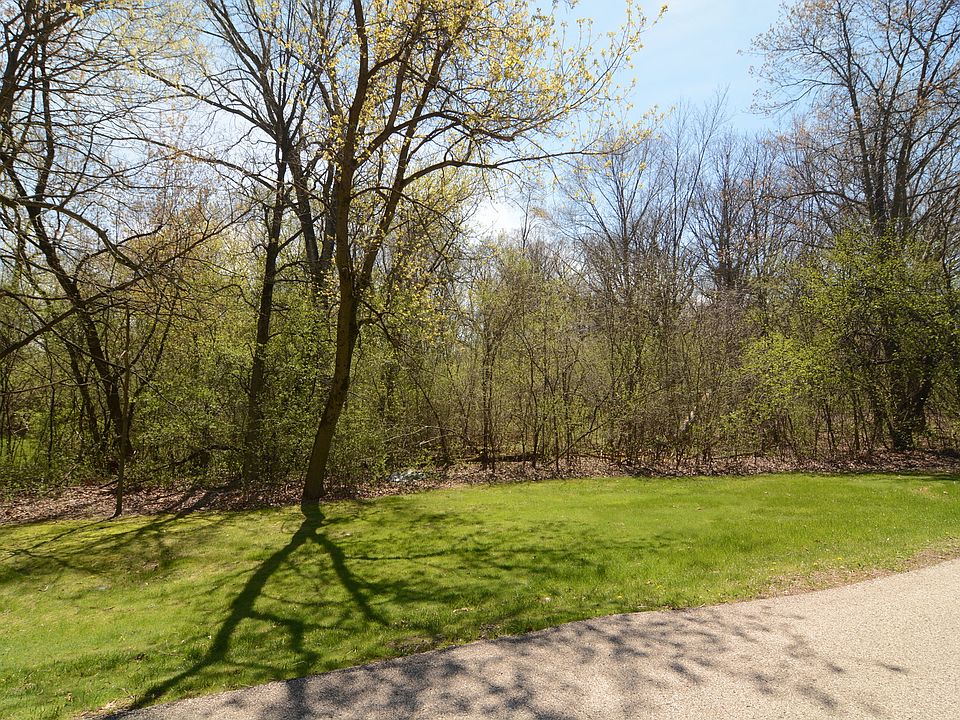 1st image of 21665 W Boschome Dr