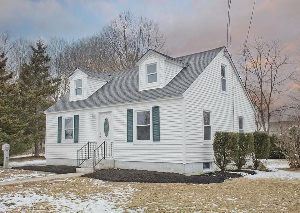 1st image of 5 Ely Ave