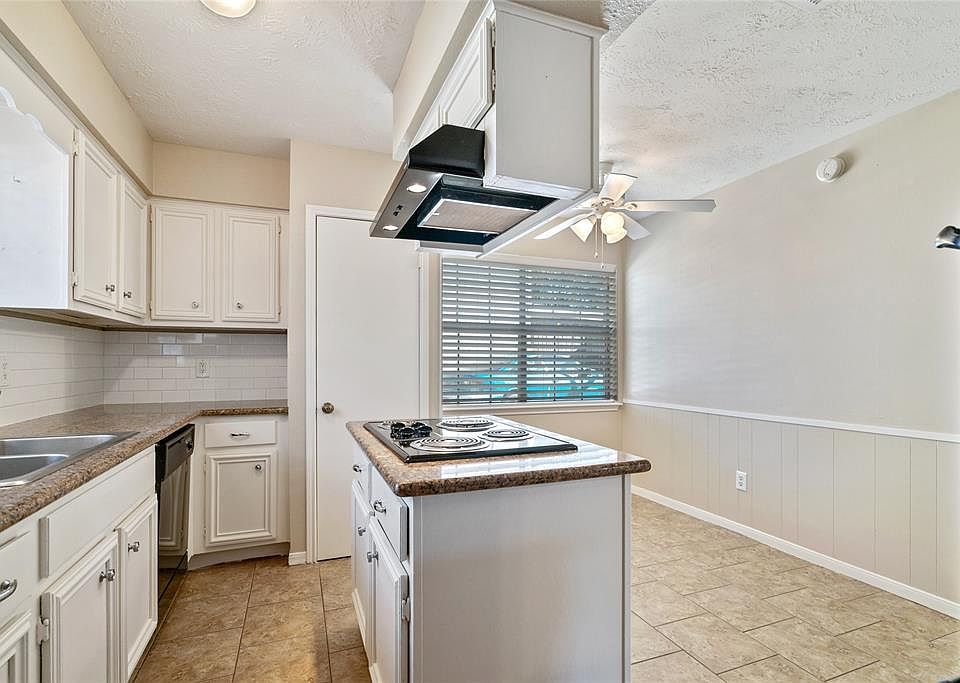 1st image of 8303 Amurwood Dr