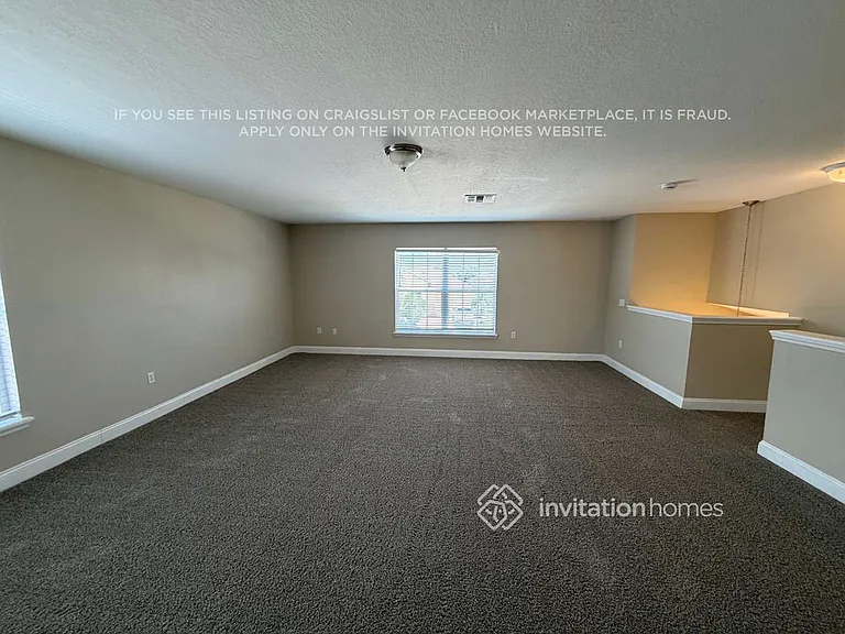 1129 Hacienda Cir — Photo 11
