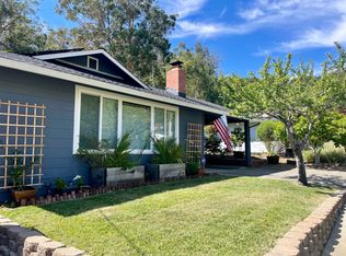 11 Hacienda Ct, San Rafael, CA 94901