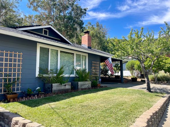 11 Hacienda Ct