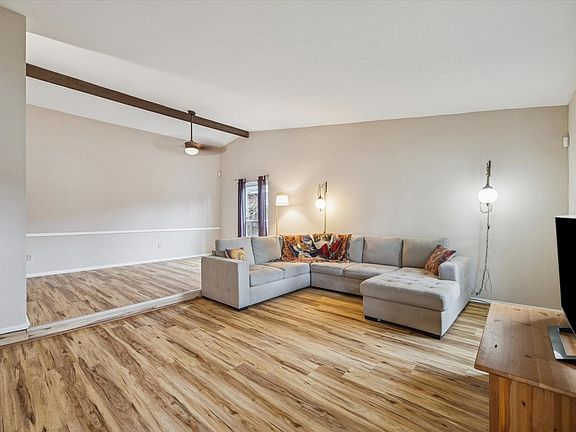 4th image of 3902 Broken Elm Dr