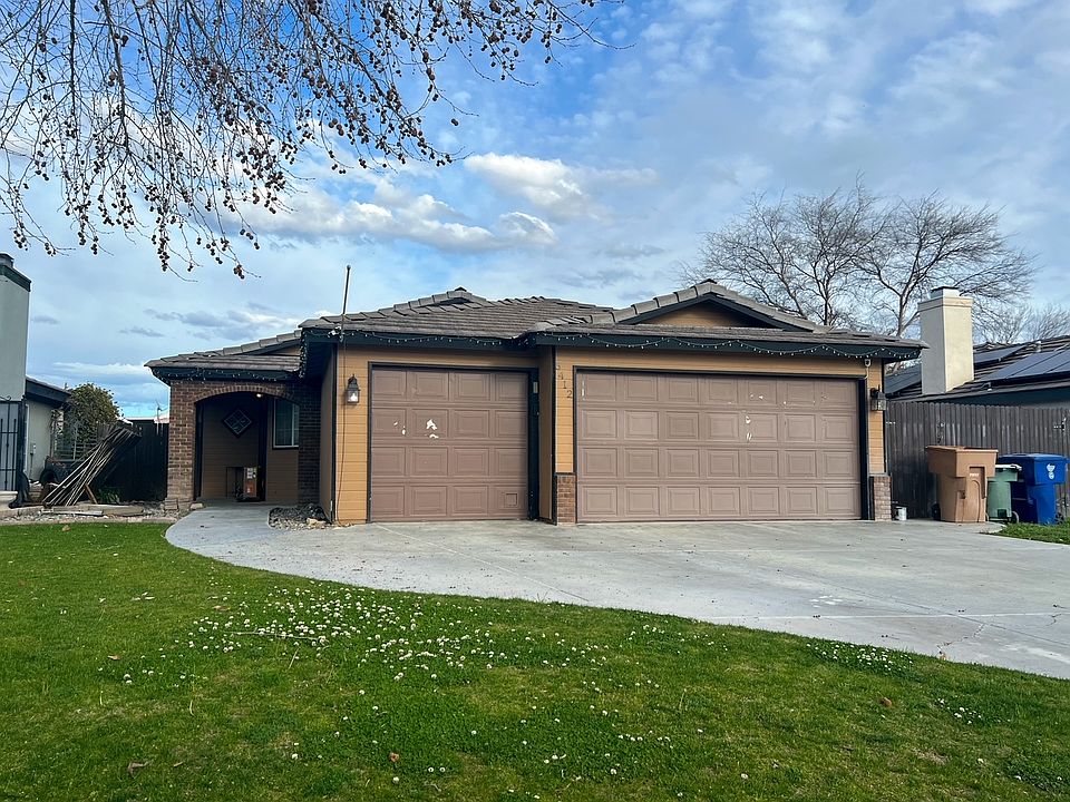 1st image of 5412 Summer Villa Dr