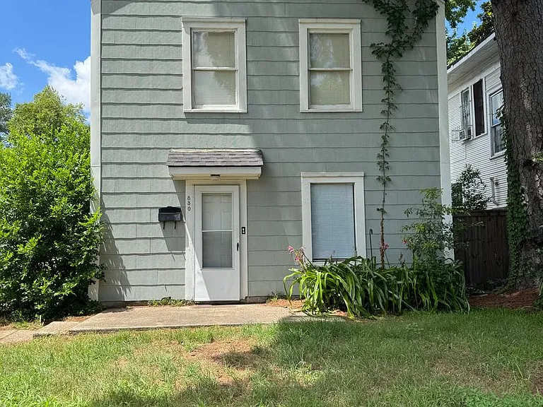 830 Wilkinson St — Photo 1