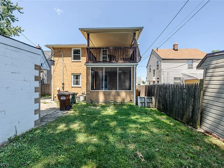 8221 Pelham Dr — Photo 6