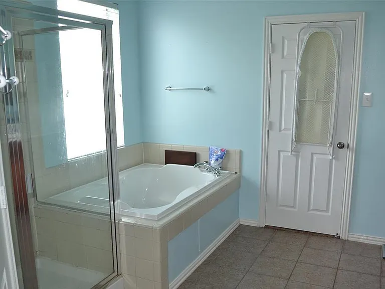 12112 Bright Landing Ct — Photo 11