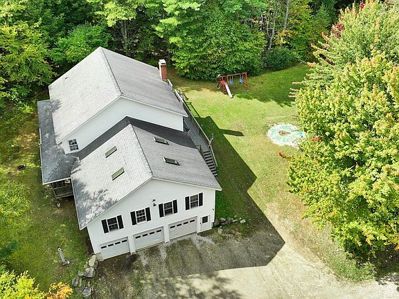 2nd image of 212 Turnpike Road