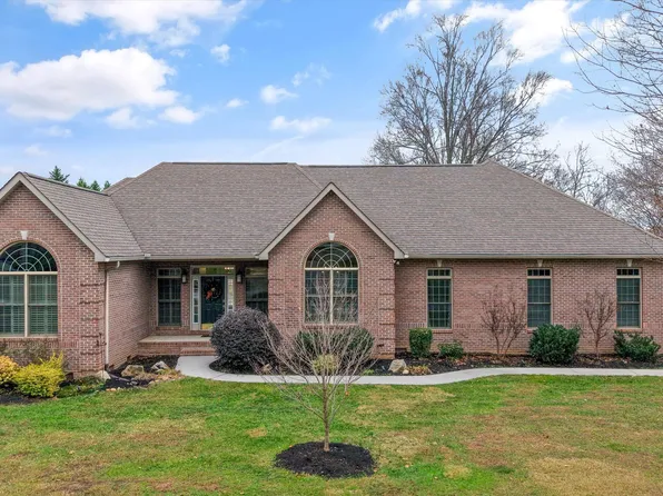 1826 Peppertree Dr, Alcoa, TN 37701