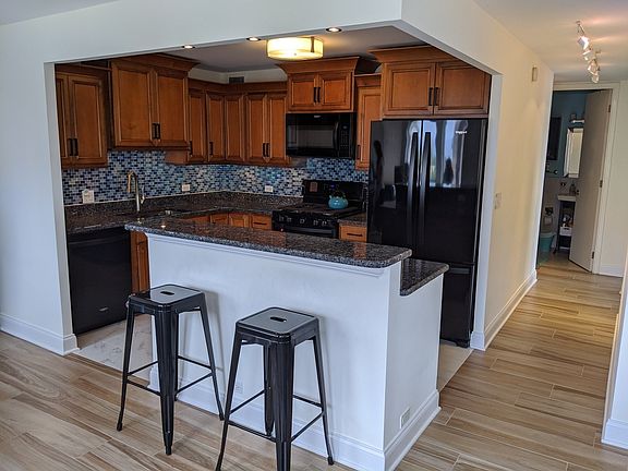4th image of 444 W Fullerton Pkwy APT 1703