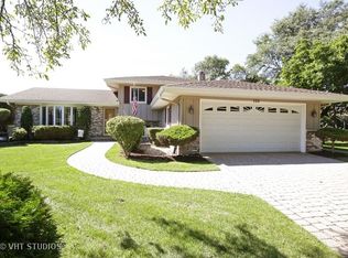 123 Lewis Ct, Schaumburg, IL 60193