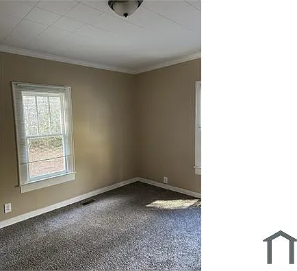 2 bed, $1,100 — Photo 4