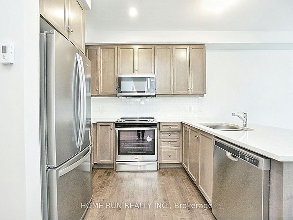 5th image of 170 Boundstone Way #203