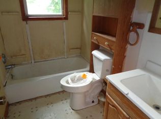 101 Sunset Dr, Boonville, MO 65233