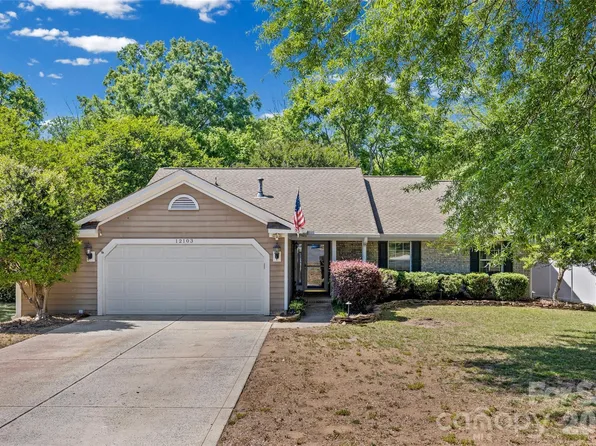 12103 Wagon Wheel Ct, Charlotte, NC 28277