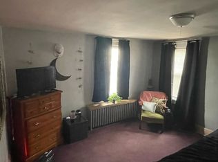 48 4th St #1, McAdoo, PA 18237