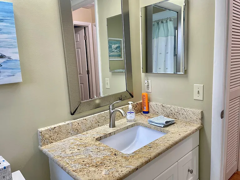1418 Normandy Park Dr #7 — Photo 21