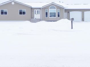 2305 5th Ave SW, Minot, ND 58701