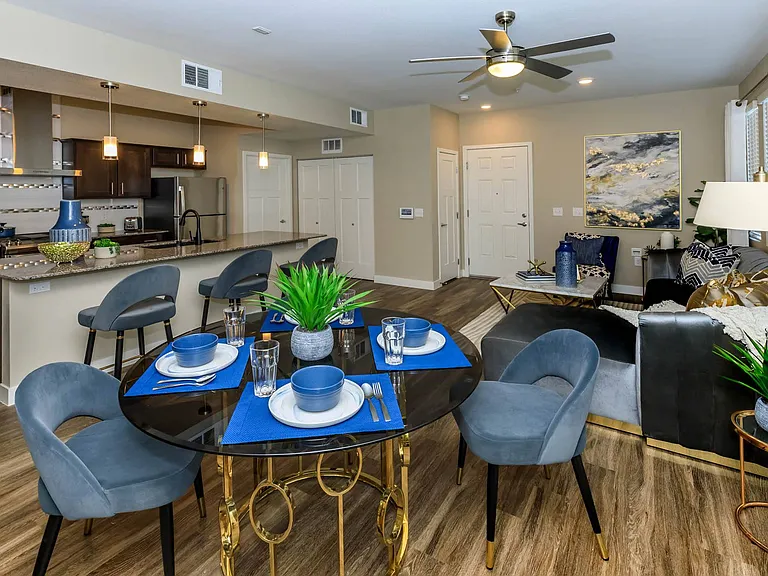 B3 1140 SQ FT 2 Bed 2 Bath
