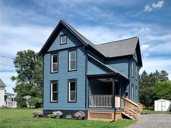 8 Mumford St, Seneca Falls, NY 13148