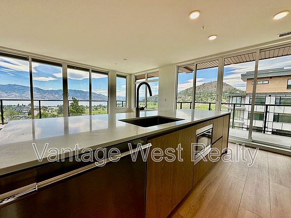 2nd image of 2780 Olalla Rd #504