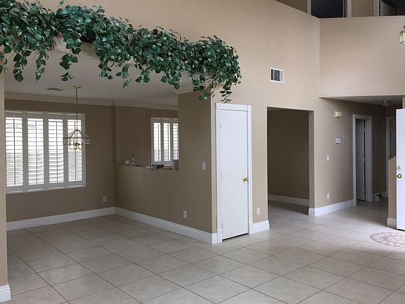 3rd image of 3699 Steinbeck Dr