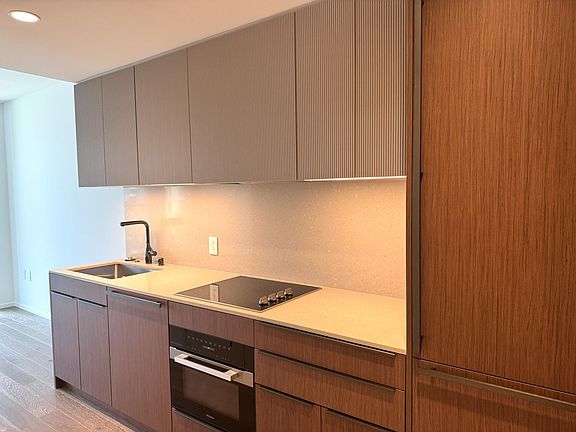 2nd image of 333 Ward Ave #530