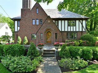 17 Chesterfield Rd, Scarsdale, NY 10583