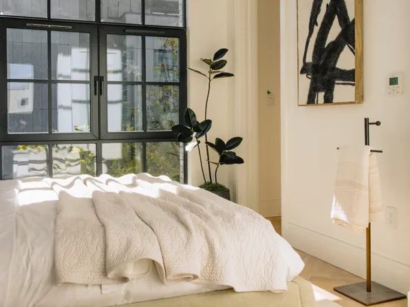 402 Union Avenue image 17 of 28