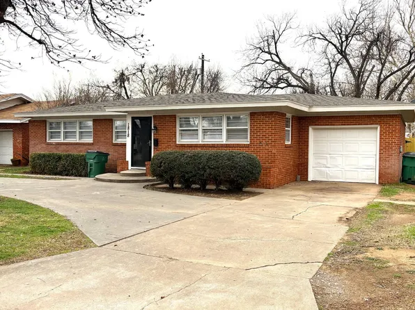 1818 Yucca Ln, Vernon, TX 76384