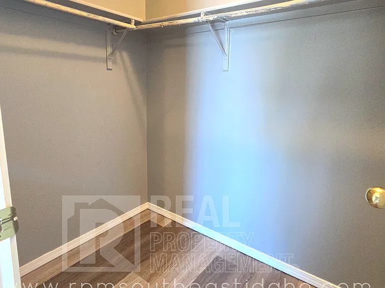 2803 E Chasewood Dr — Photo 32