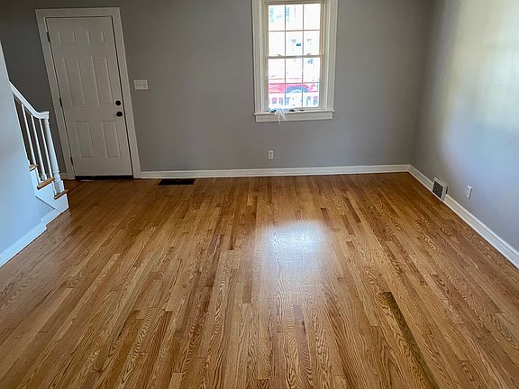5th image of 11 N Colonial Dr